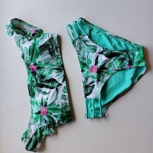 Heat Green and White Tropical Jungle Leaf Print Crop Top Bikini S NWOT